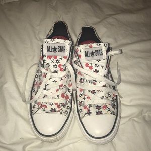 Low Top Cherry Flower Patterned Converse